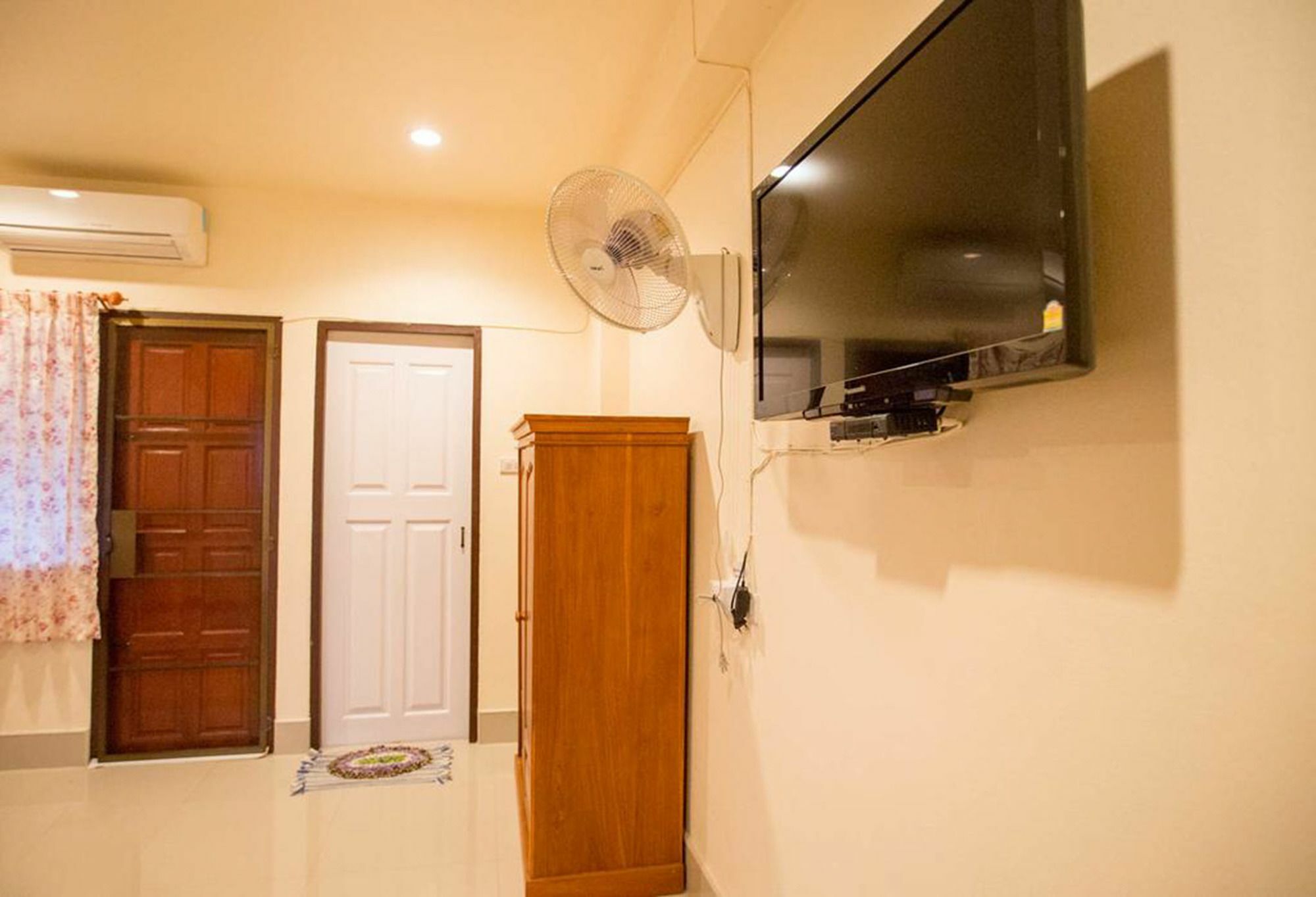 Hotel Suriyamanee House Mae Rim Exteriér fotografie